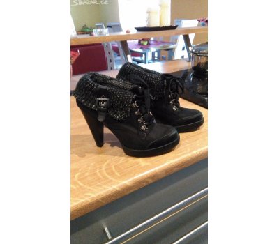 Dámské kotníčkové boty Graceland