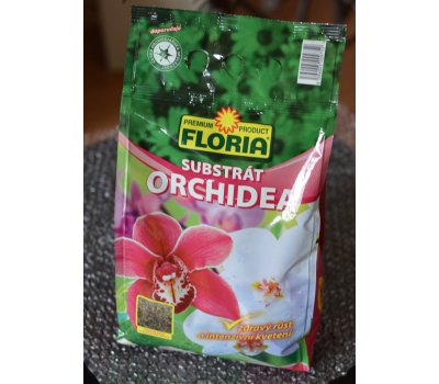 774 substrát orchideje