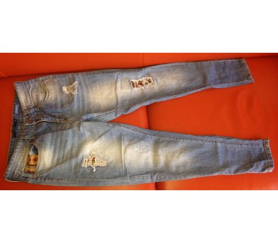 Dámské jeans Reserved